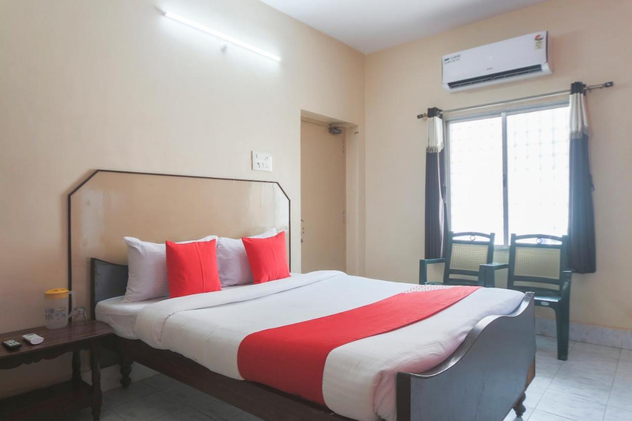 Oyo 60708 Jaya Krishna Mansion Hotel Vellore Exterior photo